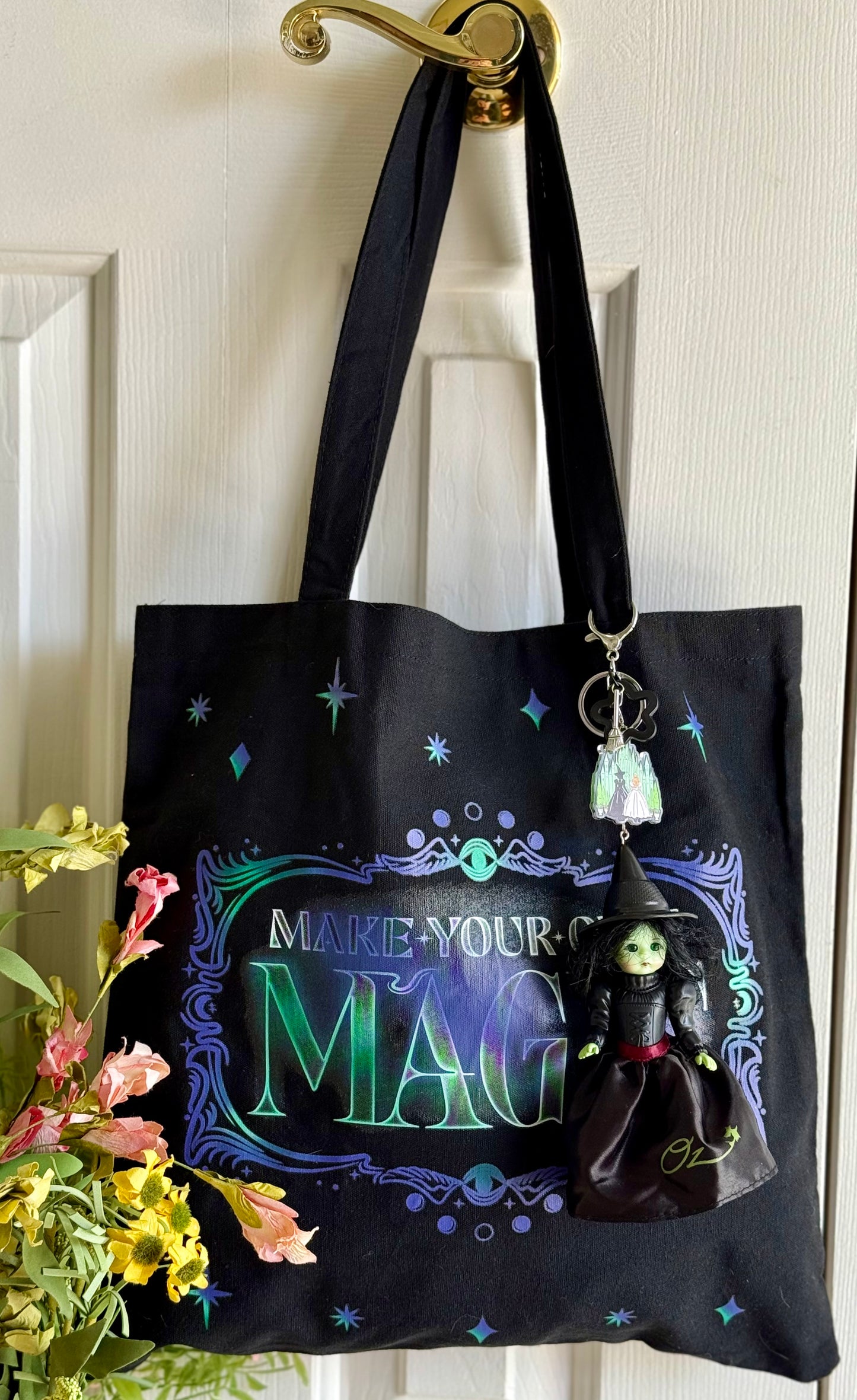 💚 “Make Your Own Magic” Tote 🪄