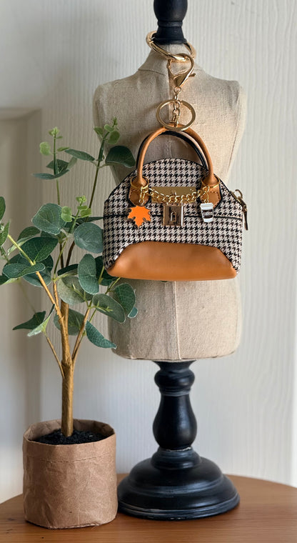 Houndstooth Fall Charm Tote