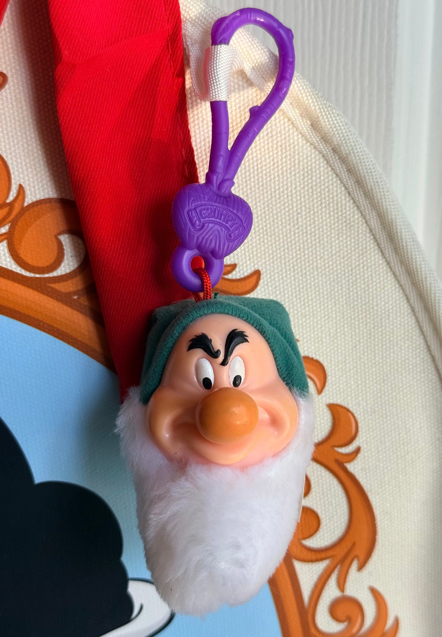 🍎✨Vintage Snow White & the Seven Dwarfs Bag Charms✨🍎