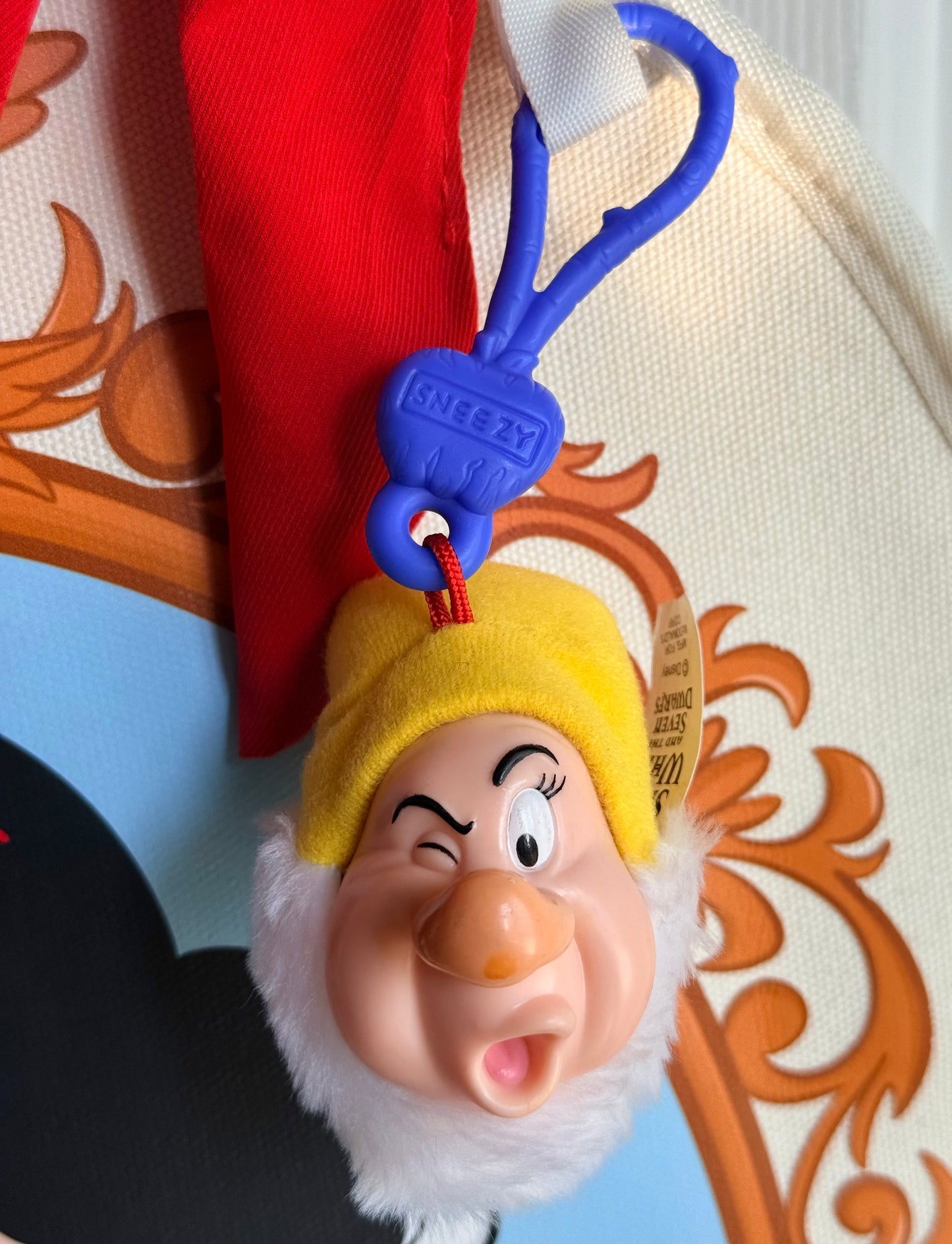 🍎✨Vintage Snow White & the Seven Dwarfs Bag Charms✨🍎